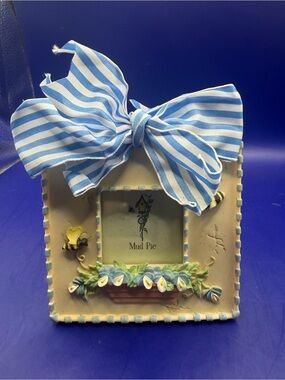 Mud Pie Floral Frame with Blue Striped Bow